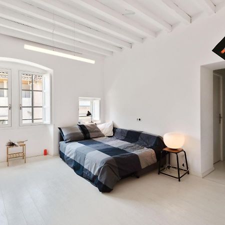 Holiday Home In Avignon Next To The City Centre ภายนอก รูปภาพ